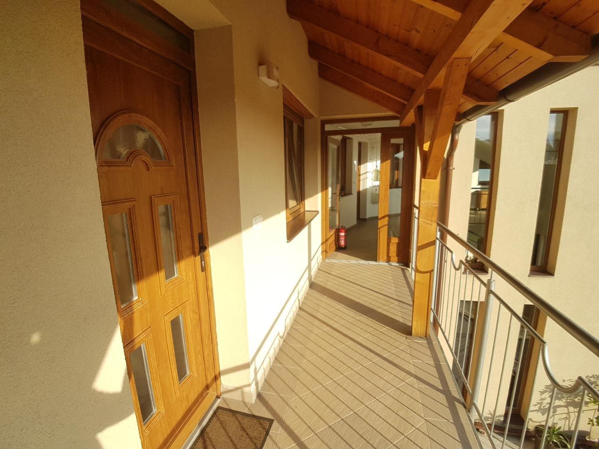 Dorci Apartman Keszthely Exterior photo